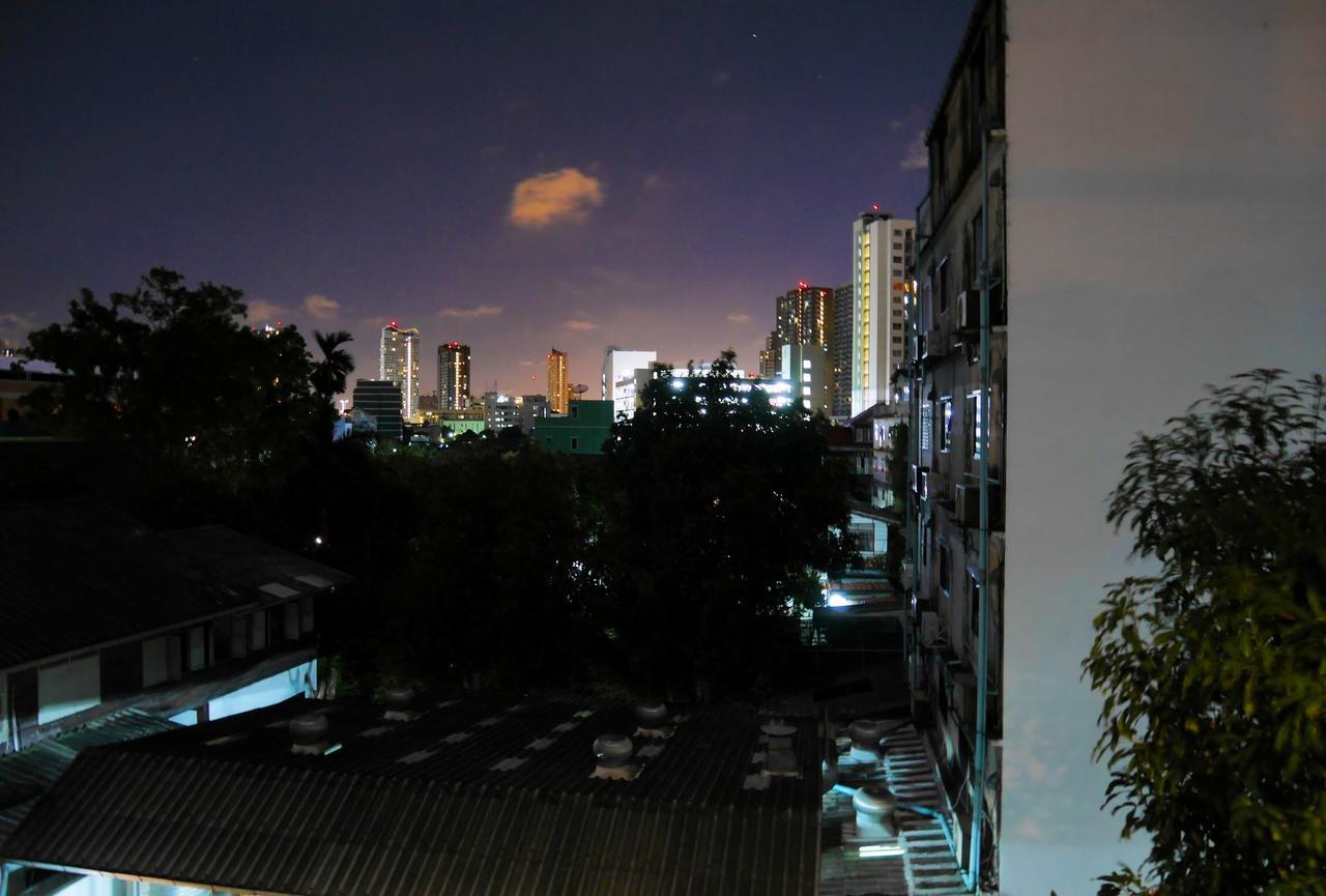 Phresh Hostel Bangkok Ngoại thất bức ảnh