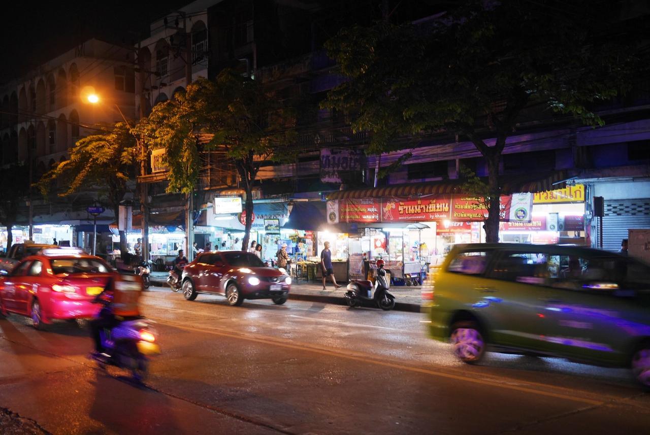 Phresh Hostel Bangkok Ngoại thất bức ảnh