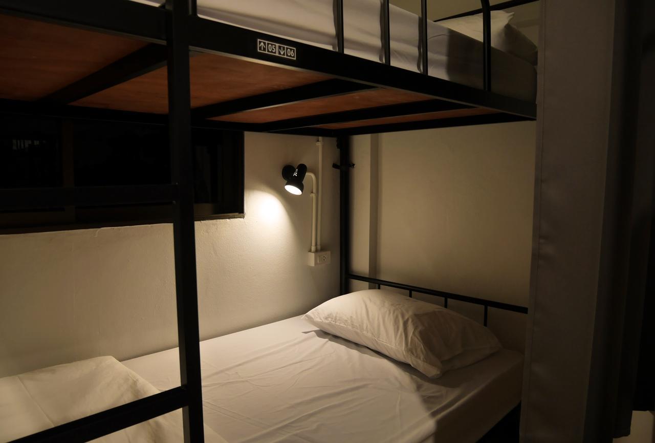 Phresh Hostel Bangkok Ngoại thất bức ảnh